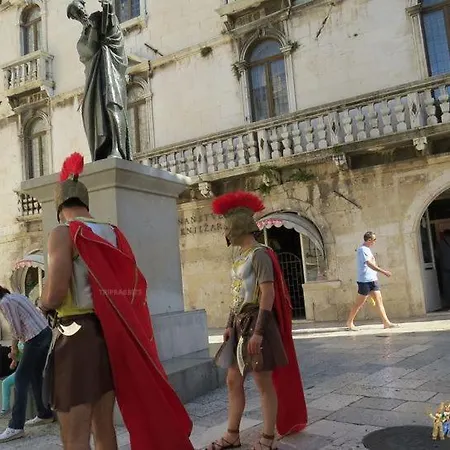 Star Music 斯普利特