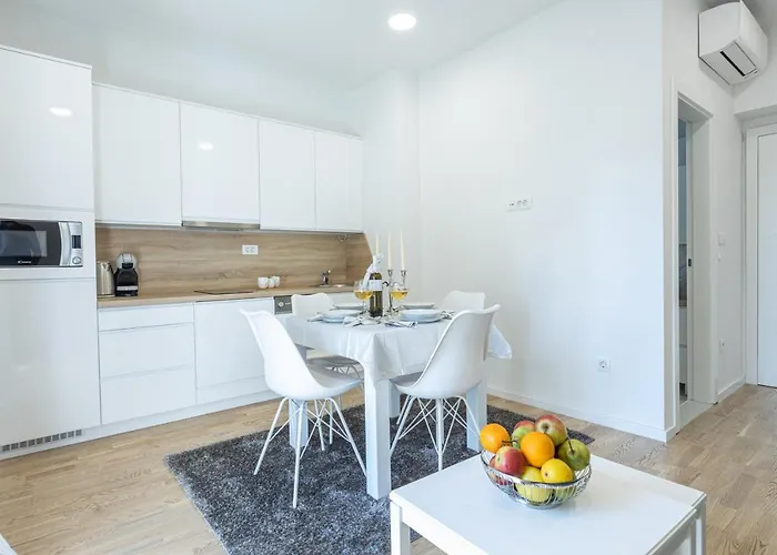 Star Music Apartment *