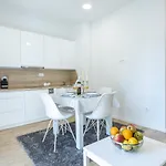 Star Music Apartment *